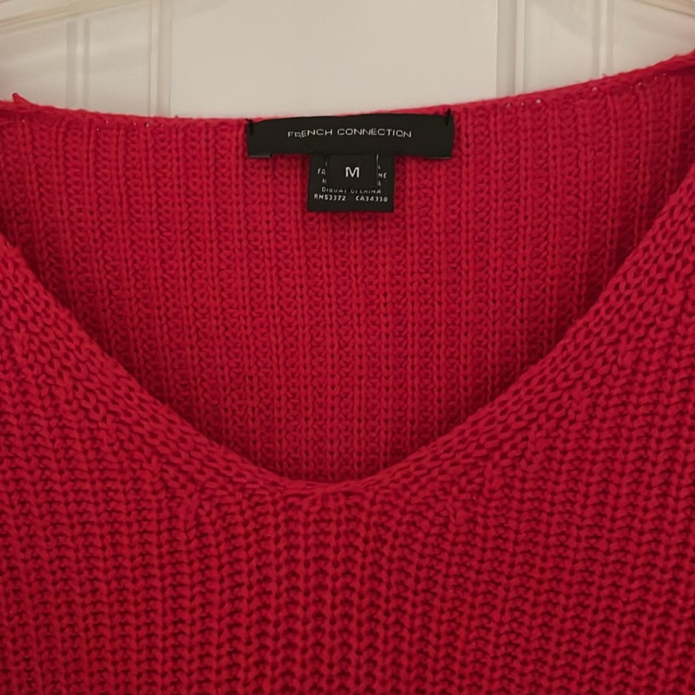 French Connection Magenta Cropped Sweater in size medium - Picture 2 of 4